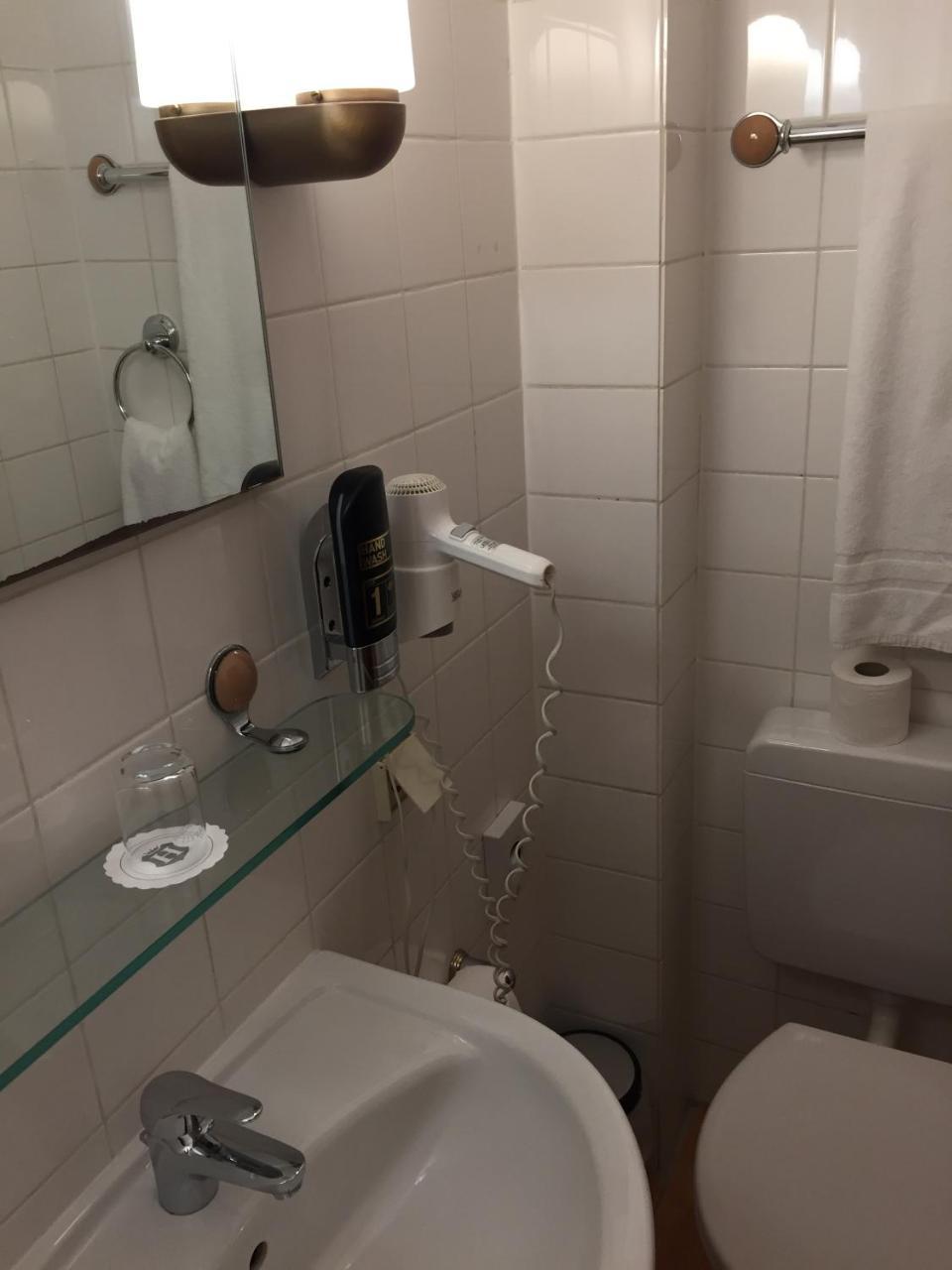 Hotel Aurelia Frankfurt am Main Bagian luar foto